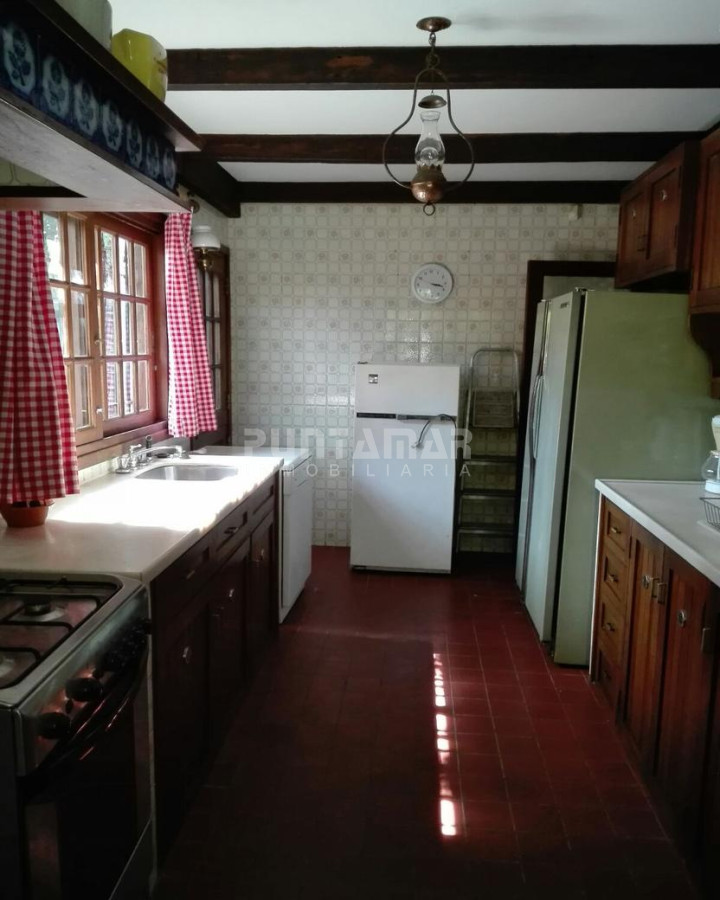 Casa ID.212425 - CHALET DE 4 DORMITORIOS EN PARADA 7 DE LA MANSA