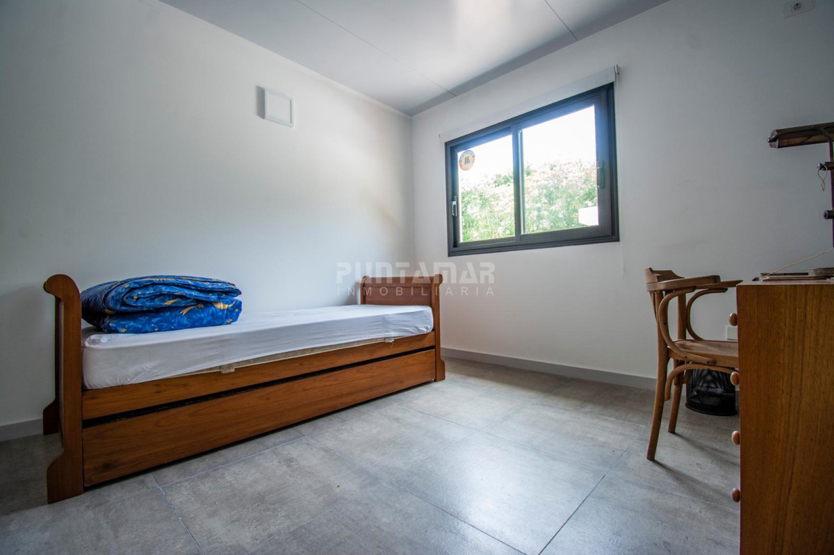 Casa ID.211851 - Casa de 5 dormitorios en venta y alquiler en Rincón del Indio, Punta del Este