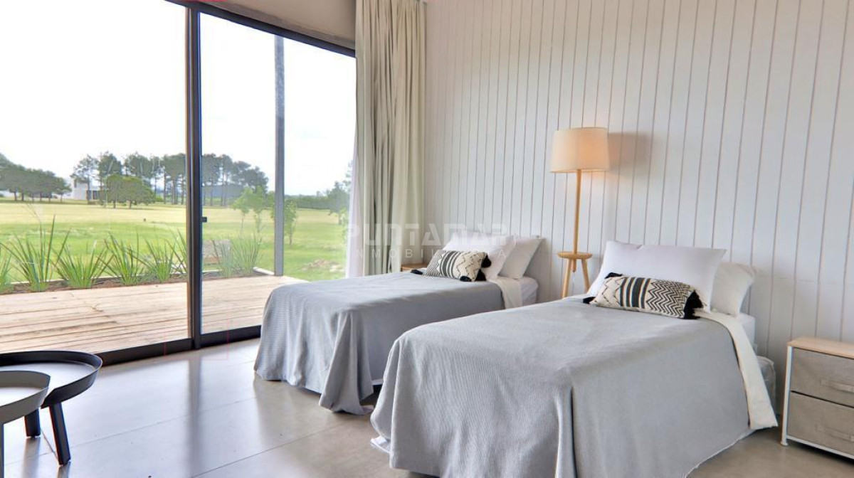 Casa ID.213803 - ALQUILER HERMOSA CASA DE 4 DORMITORIOS EN BARRIO PRIVADO EL QUIJOTE 