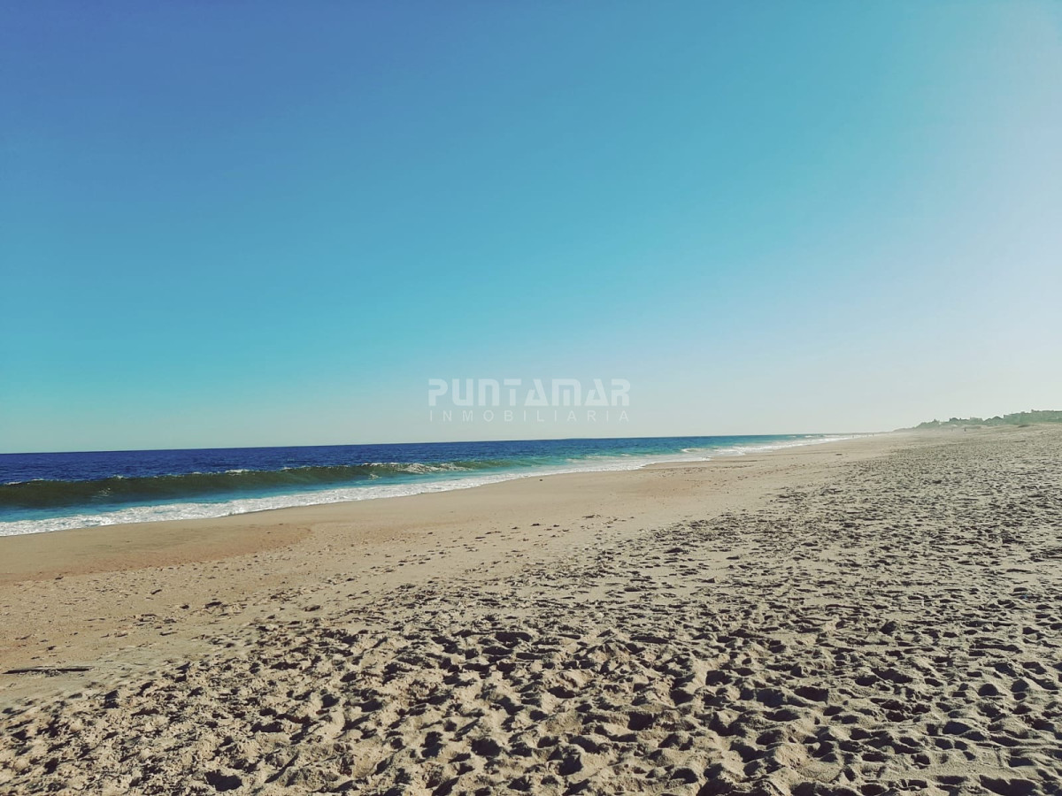 Casa ID.210971 - Casa en alquiler Balneario Bueno Aires frente al mar y piscina climatizada