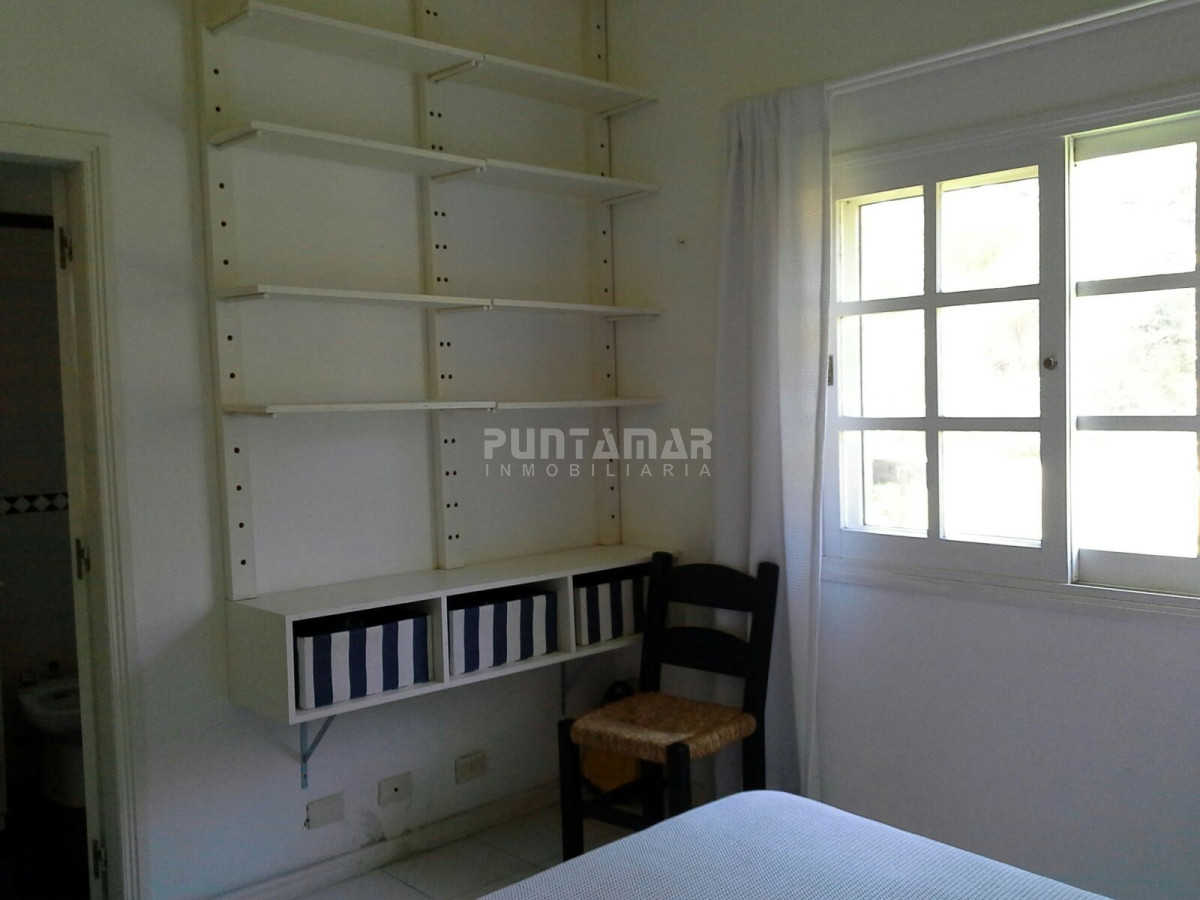 Casa ID.210900 - ALQUILER HERMOSA CASA EN LA BARRA A POCAS CUADRAS DEL MAR 