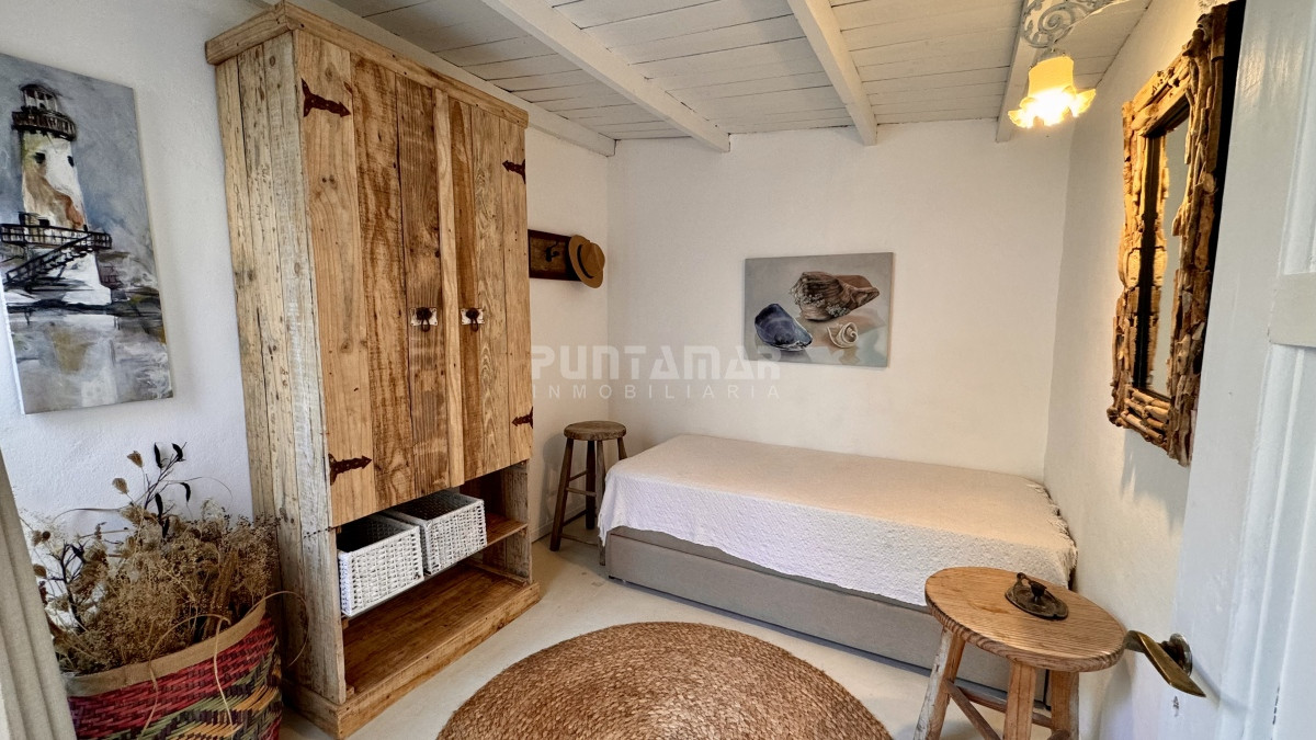 Casa ID.213291 - MUY LINDA CASA A METROS DEL MAR EN EL CORAZON DE LA BARRA 