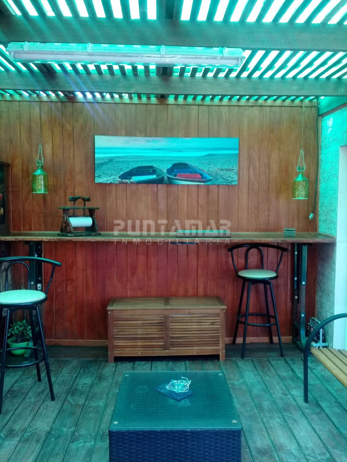 Casa ID.210984 - CASA EN ALQUILER 3 DORMITORIOS EN LA BARRA 