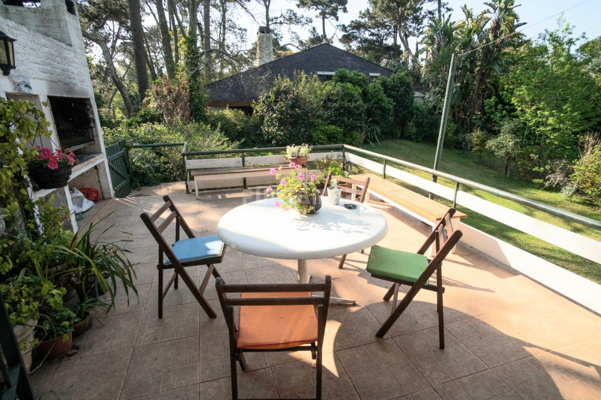 Casa ID.210337 - CASA DE 2 PLANTAS CON 4 DORMITORIOS EN LA MANSA