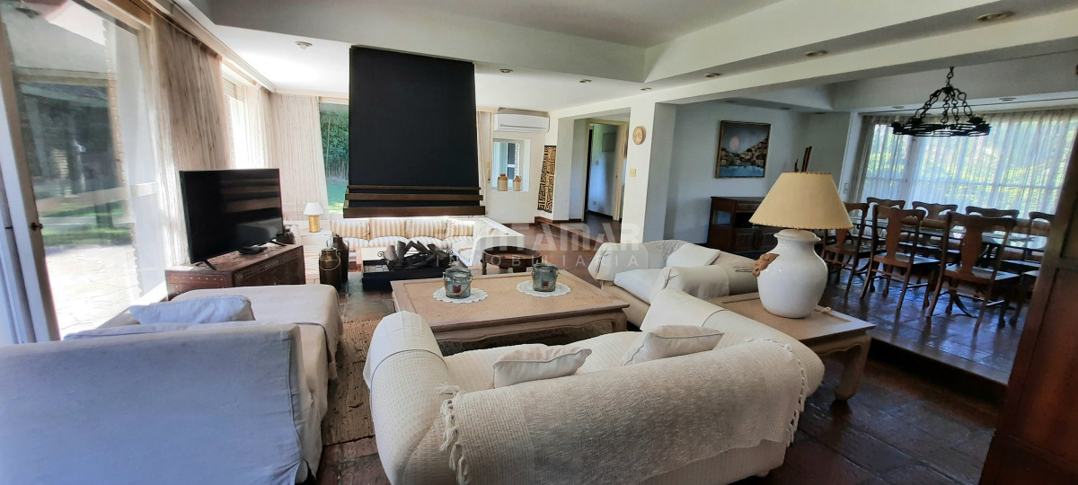 Casa ID.213576 - IMPORTANTE CASA DE 2 PLANTAS EN LA MANSA