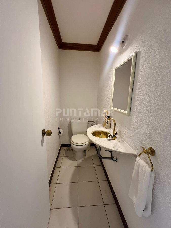 Casa ID.212432 - ALQUILER  CASA DE 3 DORMITORIOS EN SUITE EN SAN RAFAEL CON PISCINA