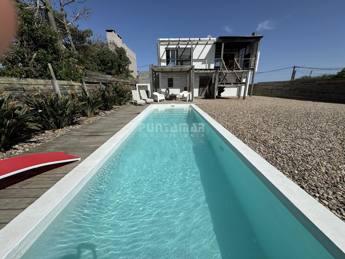 Casa ID.210971 - Casa en alquiler Balneario Bueno Aires frente al mar y piscina climatizada