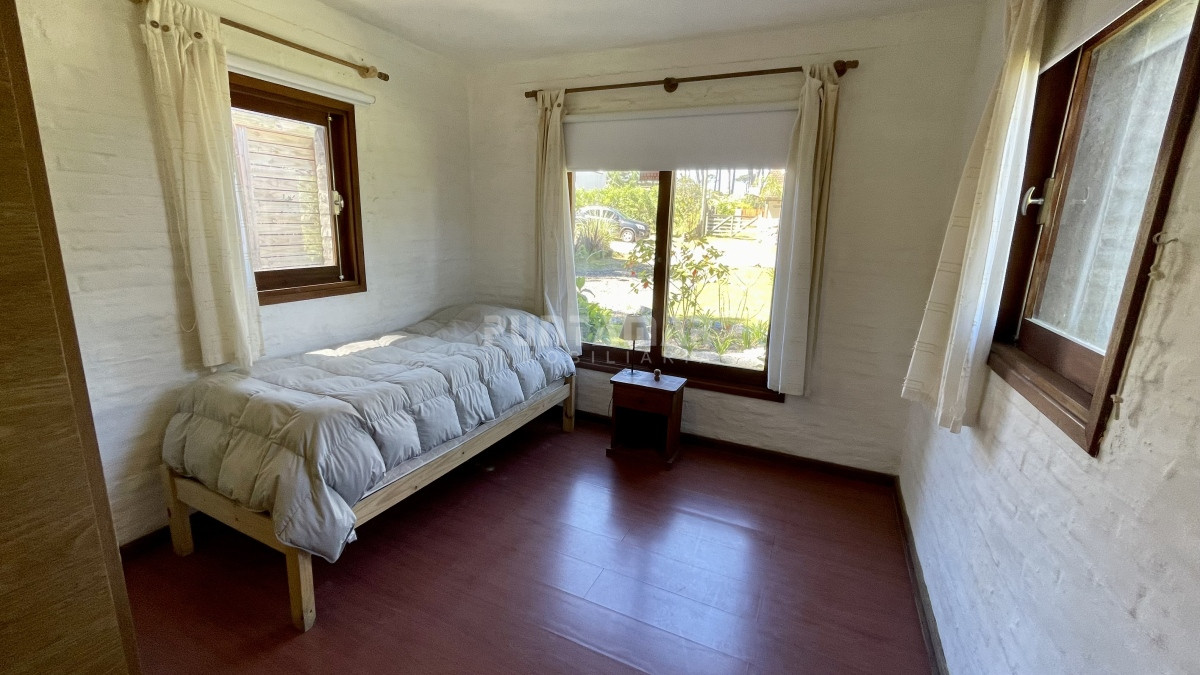 Casa ID.210845 - ALQUILER HERMOSA CASA A METROS DE PLAYA MONTOYA  