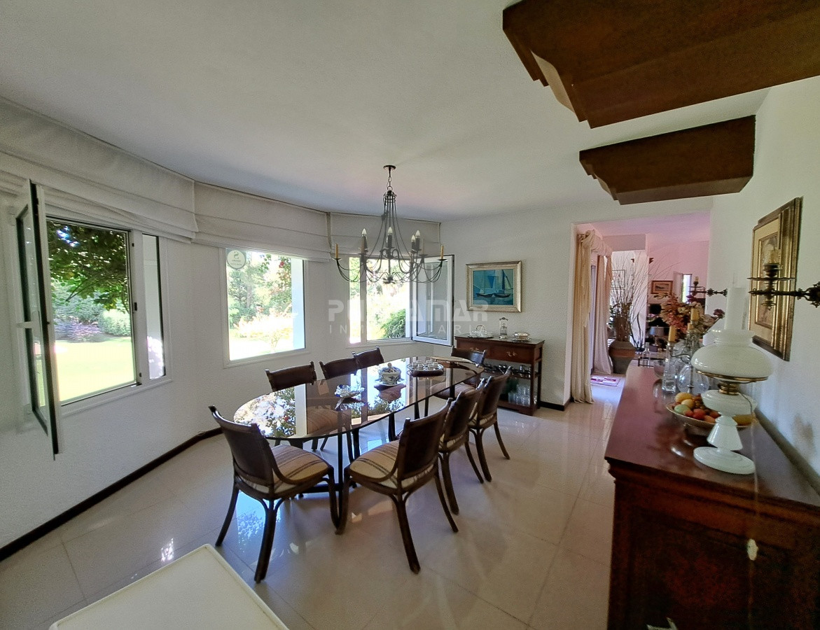 Casa ID.212912 - IMPORTANTE CASA DE 2 PLANTAS  