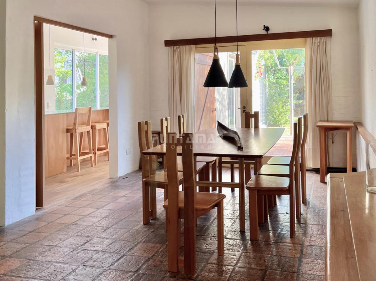 Casa ID.210662 - CASA DE 4 DORMITORIOS CON PISCINA