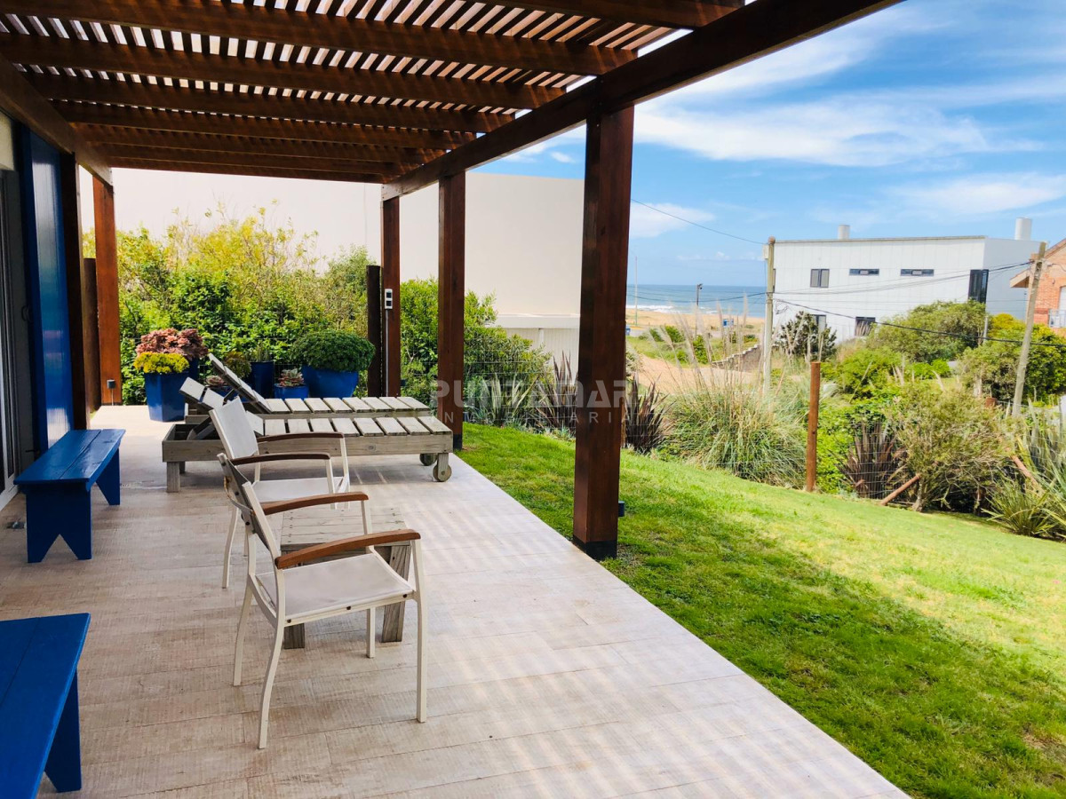 Casa ID.210767 - Casa en alquiler en Montoya, La Barra, 4 dormitorios 