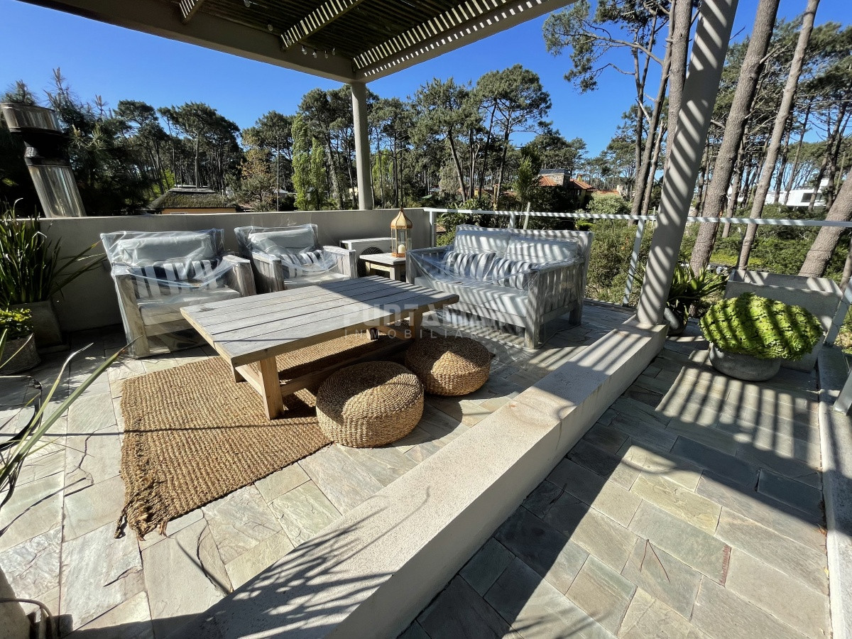 Casa ID.212480 - VENTA DE CASA 4 DORMITORIOS EN MONTOYA