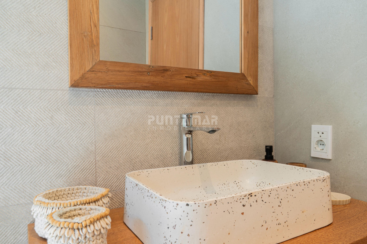 Casa ID.213742 - Casa en alquiler en La Barra con piscina