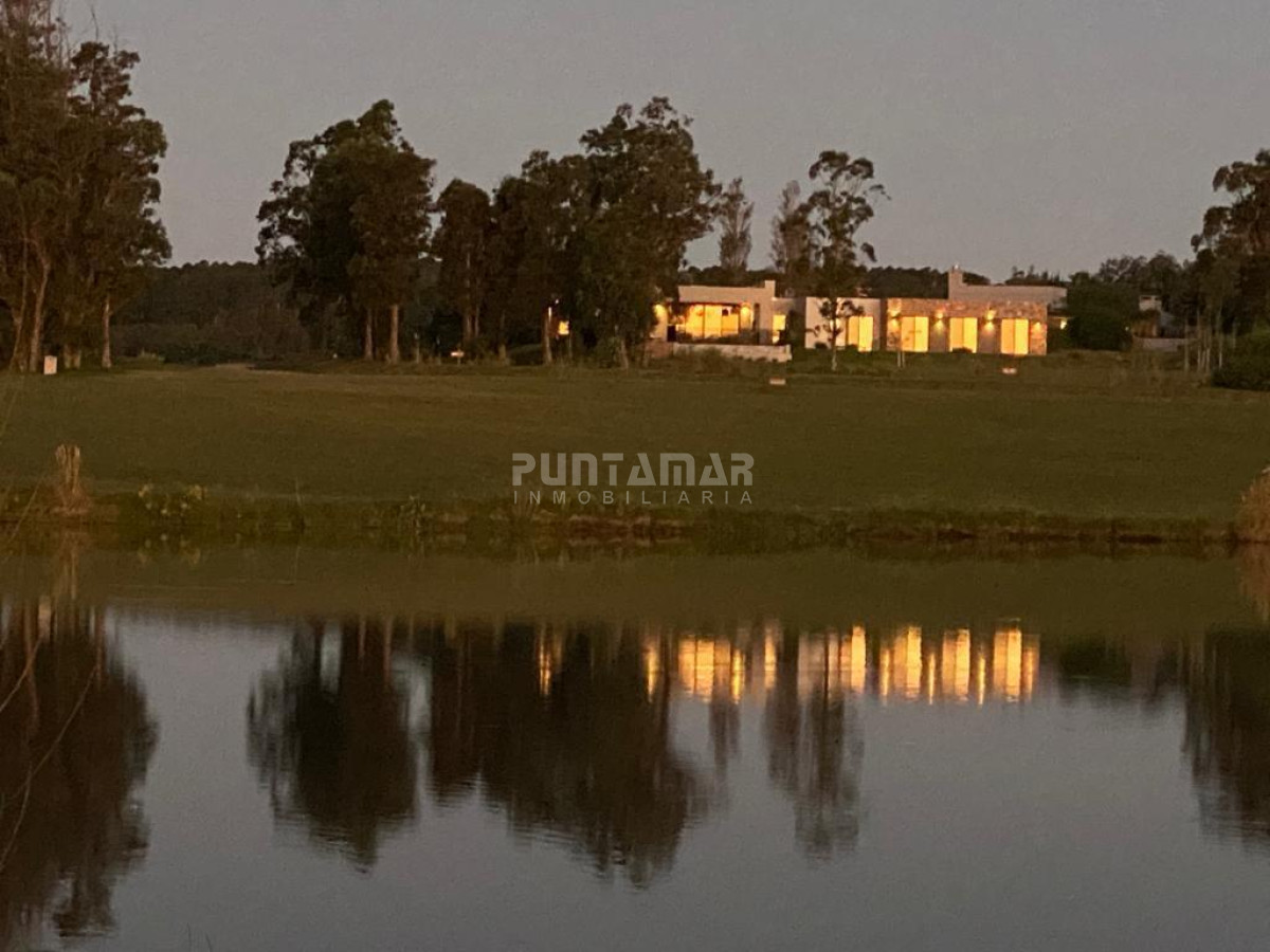 Casa ID.211804 - Casa en alquiler en Pueblo Mio