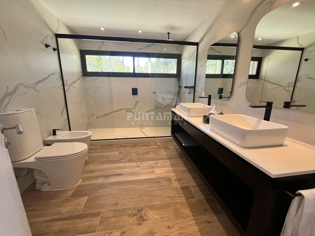 Casa ID.213451 - HERMOSA CASA DE 4 DORMIS Y 4 BAÑOS CON PISCINA PRIVADA EN SOLANAS COUNTRY