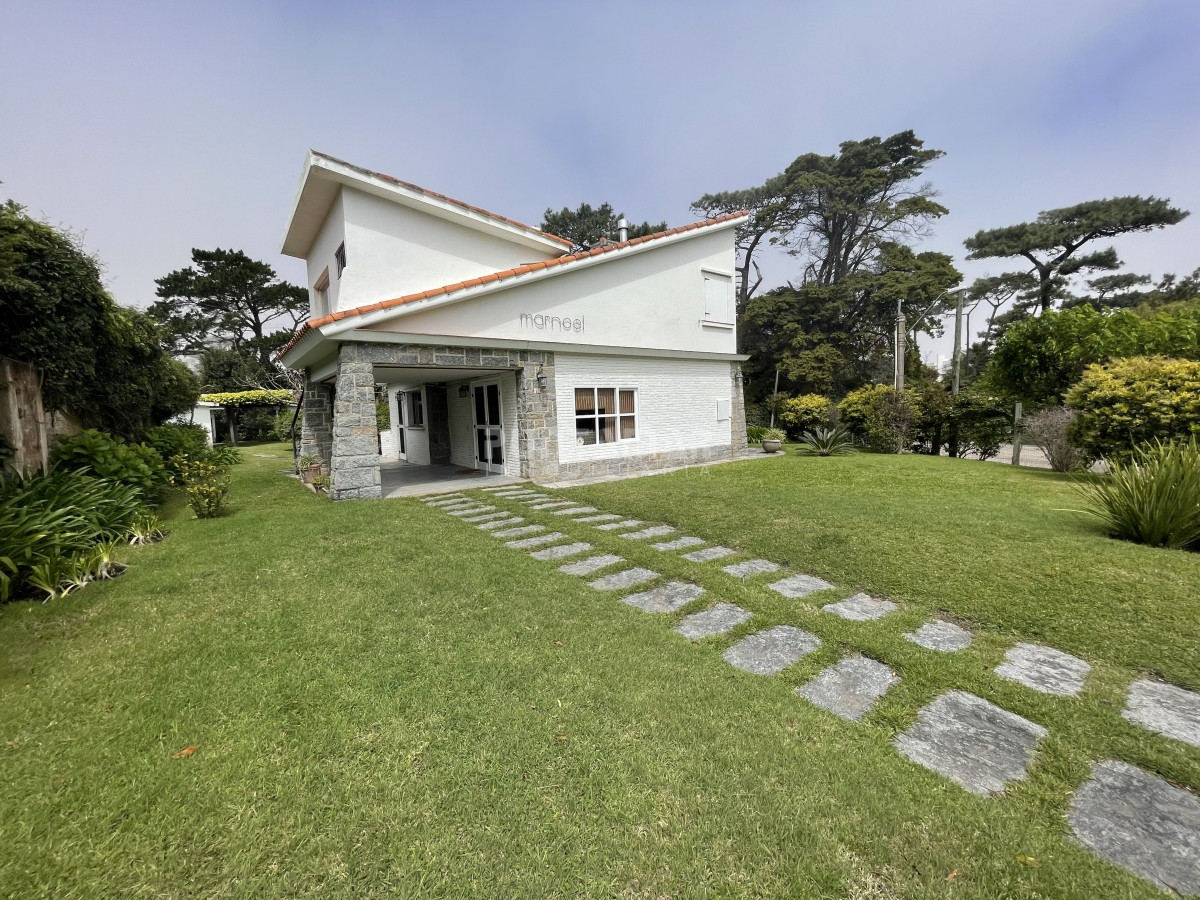 Casa ID.210609 - Casa en San Rafael, 3 dormitorios *