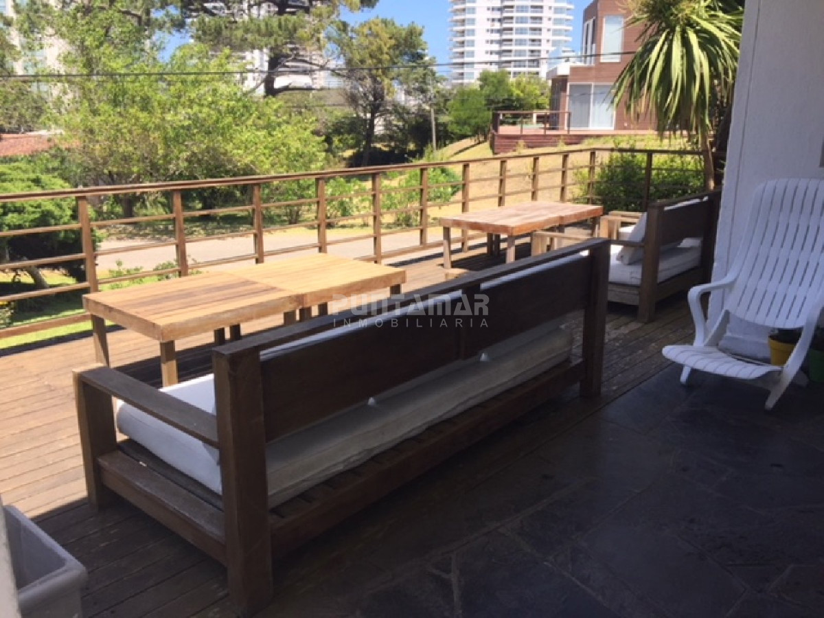 Casa ID.211724 - VENTA DE CASA EN SAN RAFAEL  6 DORMITORIOS 