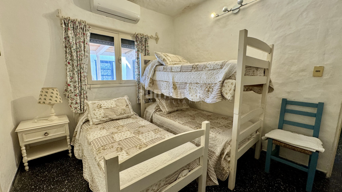 Casa ID.210815 - Casa en alquiler en La Barra, 3 dormitorios 