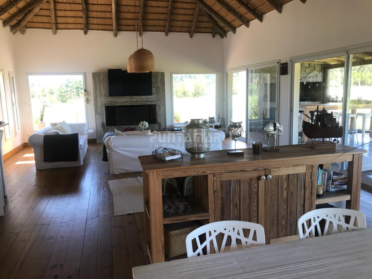 Casa ID.210972 - CASA EN ALQUILER EN BARRIO PRIVADO PUEBLO MIO , MANANTIALES