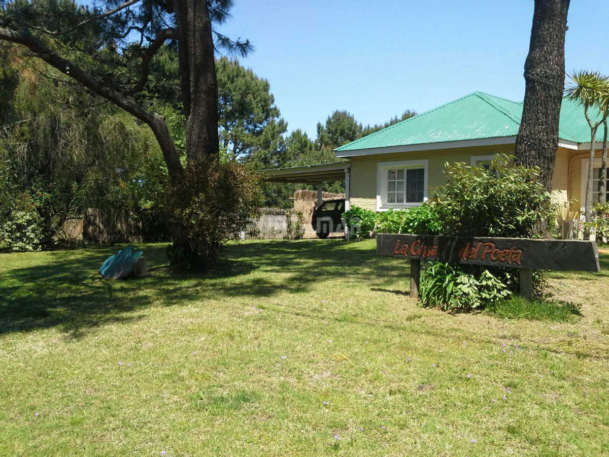 Casa ID.210900 - ALQUILER HERMOSA CASA EN LA BARRA A POCAS CUADRAS DEL MAR 