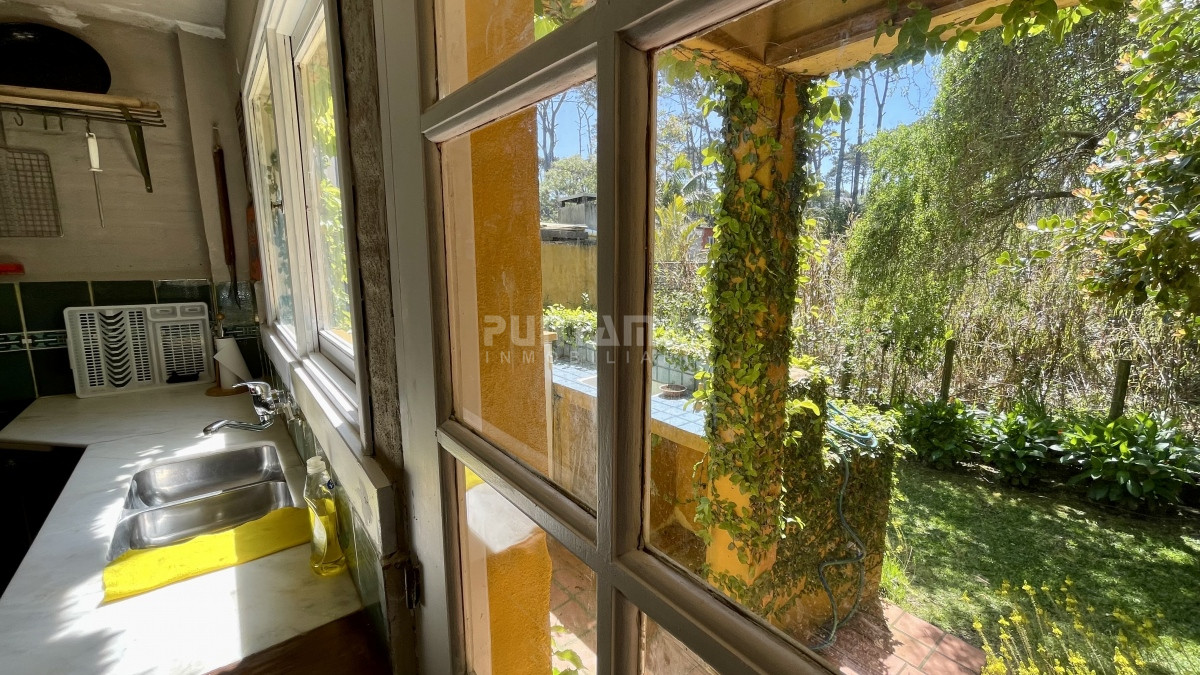 Casa ID.213125 - ALQUILER DE CASA 4 DORMITORIOS EN MONTOYA