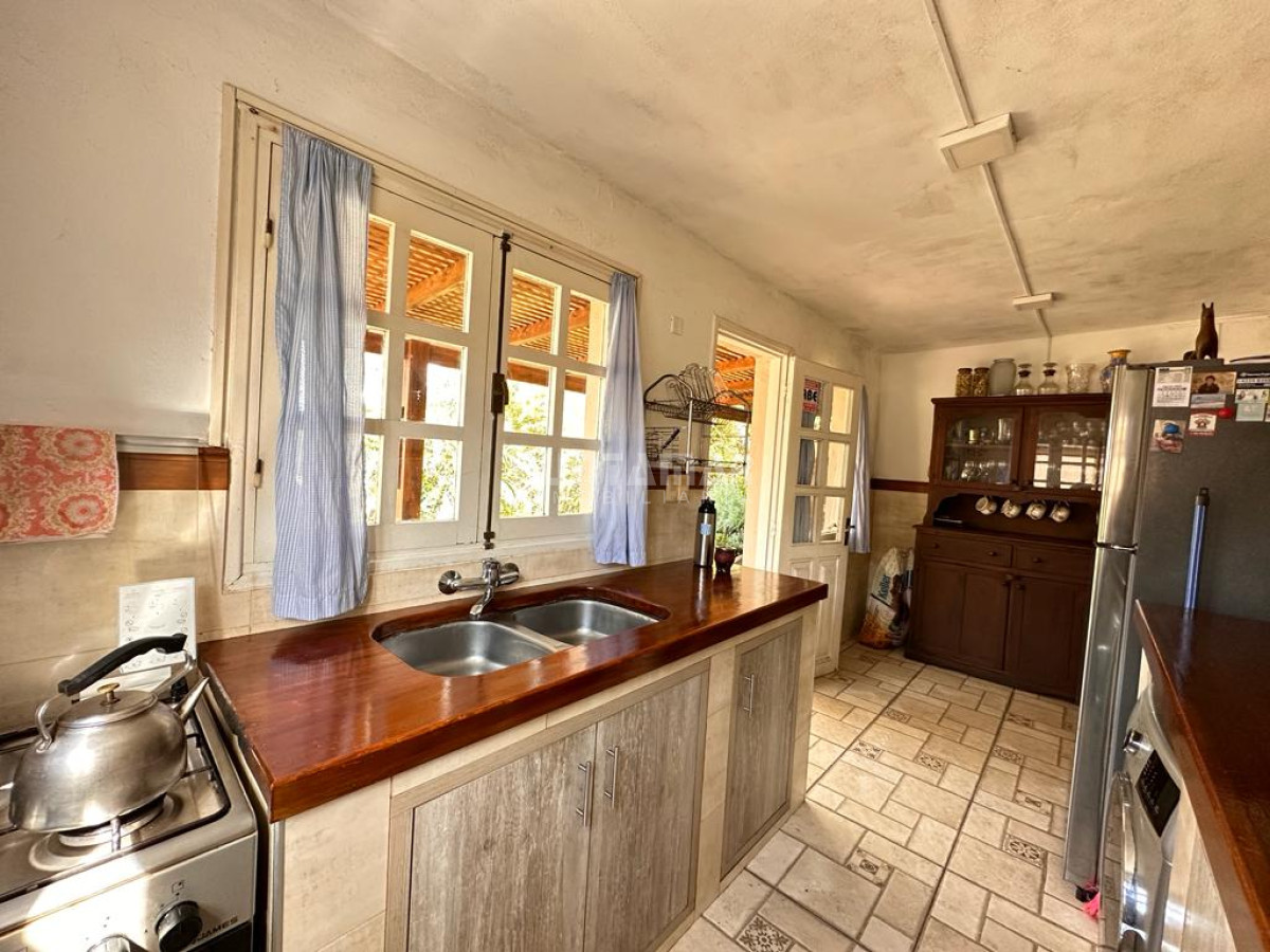 Casa ID.213069 - HERMOSA CASA DE 4 DORMITORIOS EN EL BOSQUE DE MONTOYA 