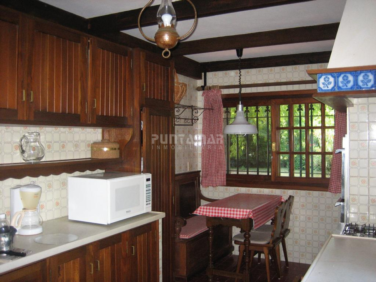 Casa ID.212425 - CHALET DE 4 DORMITORIOS EN PARADA 7 DE LA MANSA