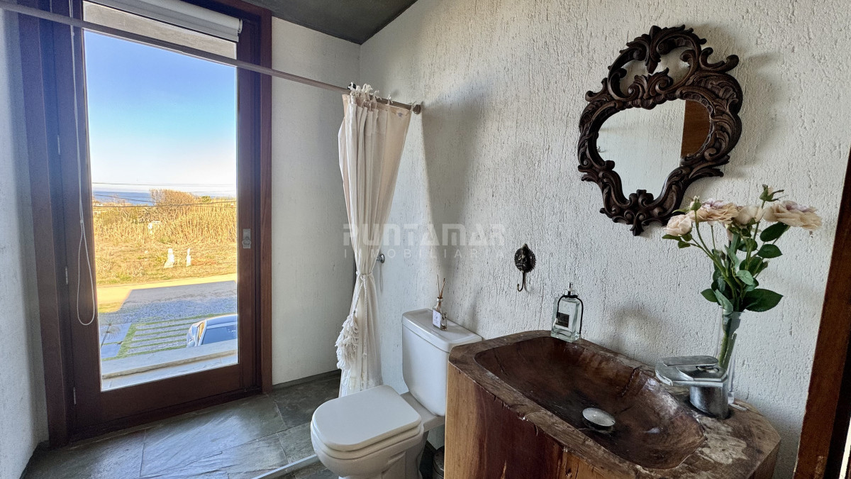 Casa ID.212719 - ALQUILER  CASA DE 4 DORMITORIOS  EN EN EL CHORRO  CON PISCINA