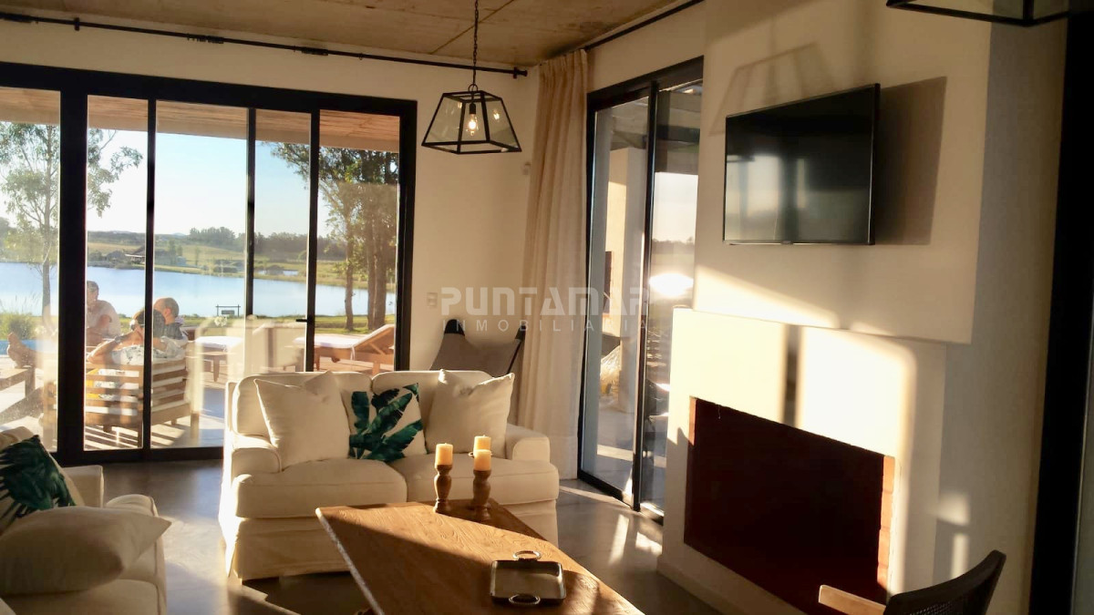 Casa ID.211804 - Casa en alquiler en Pueblo Mio