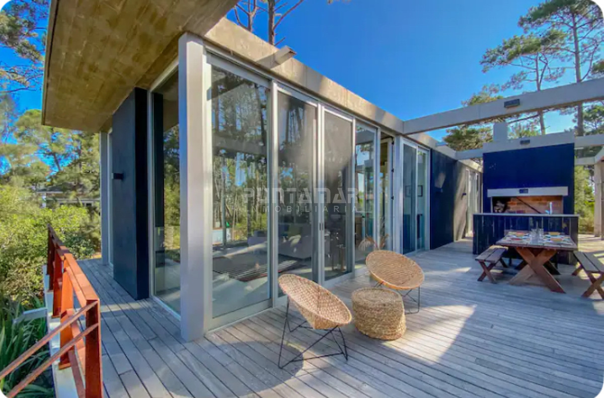 Casa ID.213486 - Casa moderna en alquiler en Montoya