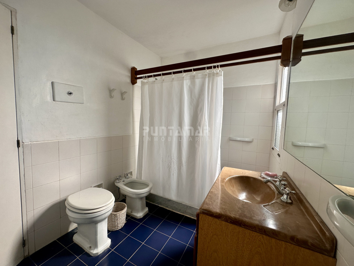 Casa ID.210815 - Casa en alquiler en La Barra, 3 dormitorios 