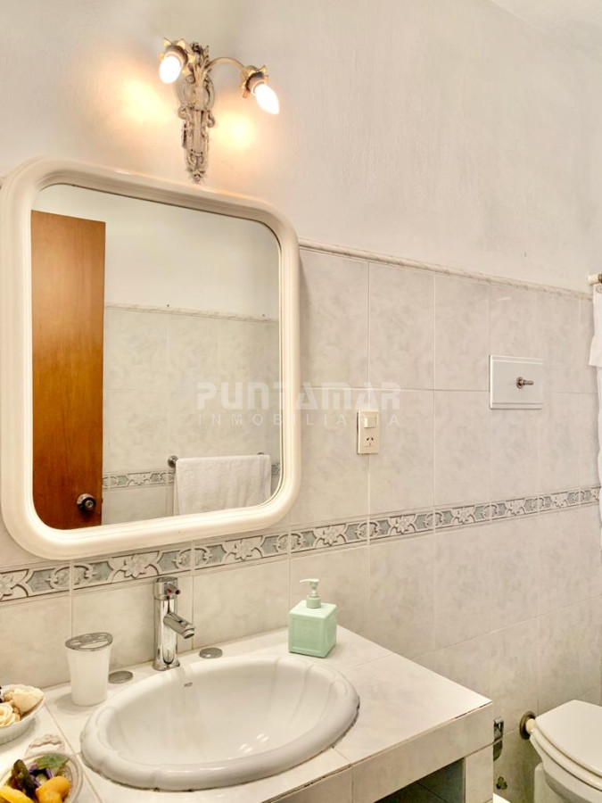 Casa ID.212016 - HERMOSA CASA DE 2 PLANTAS EN PARADA 9 DE LA MANSA