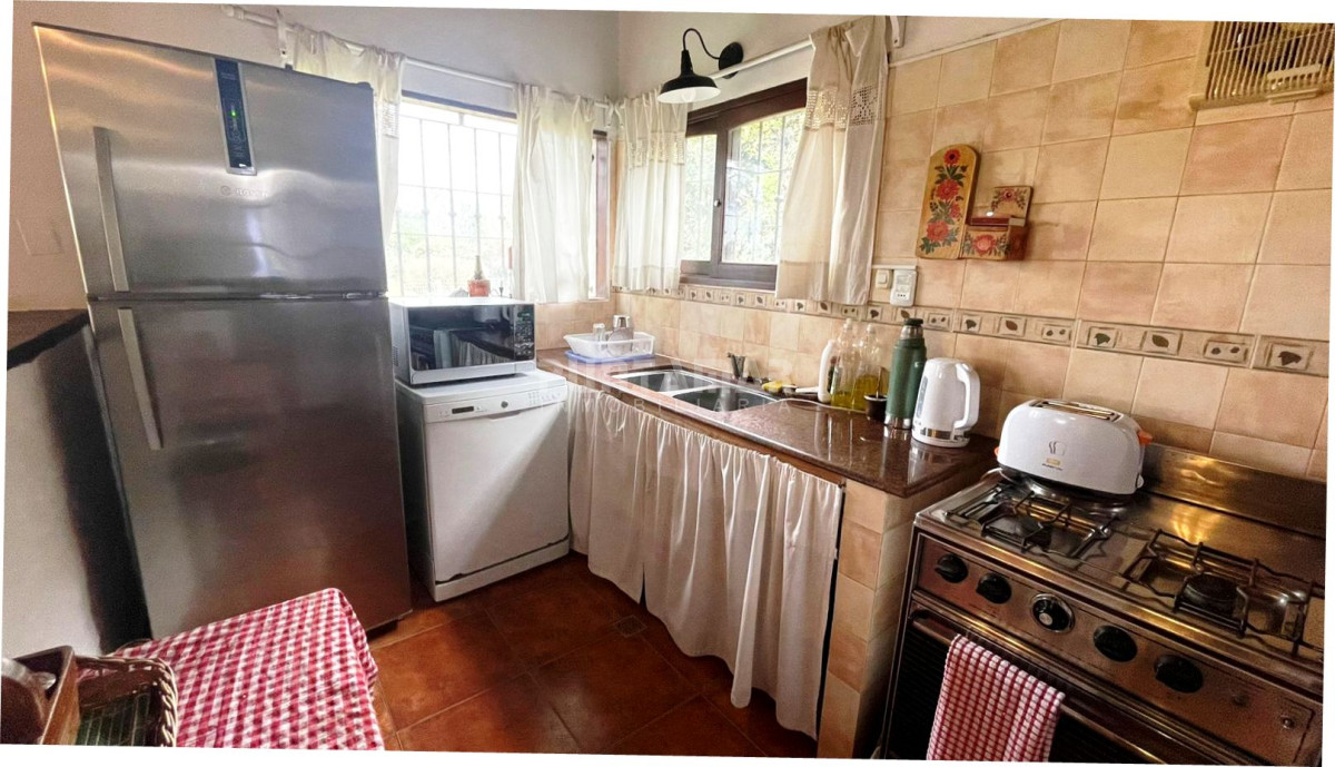 Casa ID.210859 - ALQUILER CASA MONTOYA 4 DORMITORIOS