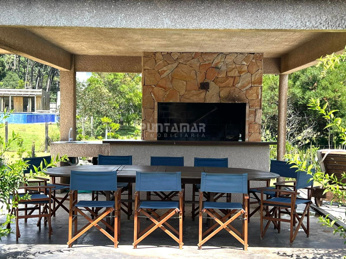 Casa ID.210709 - ALQUILER MODERNA CASA RINCON DEL INDIO 3 DORM Y PISCINA