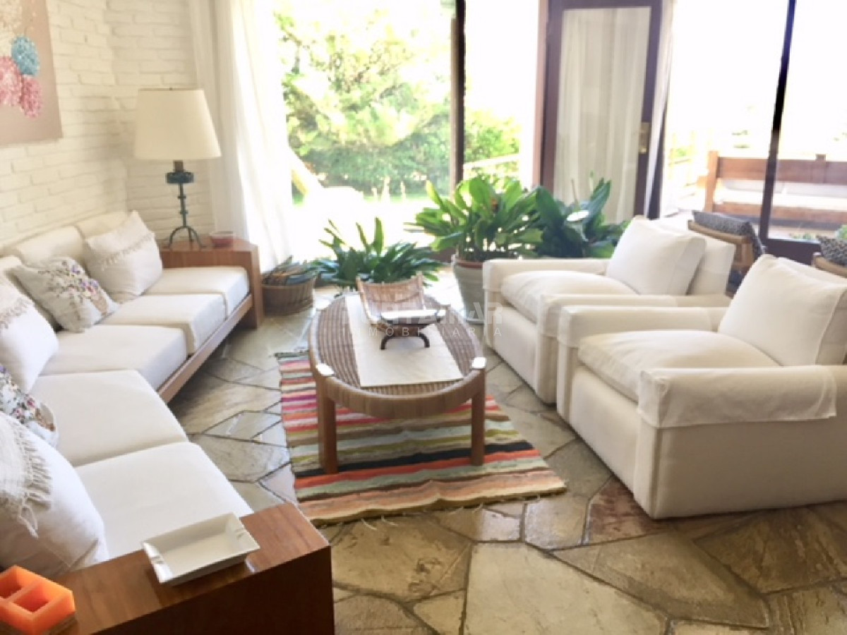 Casa ID.211724 - VENTA DE CASA EN SAN RAFAEL  6 DORMITORIOS 