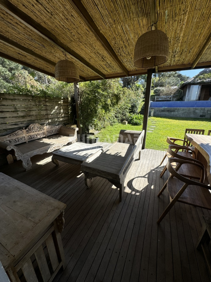 Casa ID.210864 - ESPECTACULAR CASA EN MONTOYA DE 3DORMITORIOS Y PISCINA 