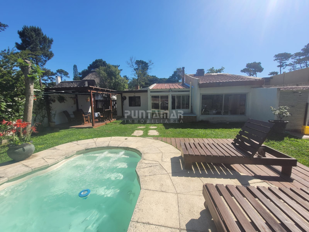 Casa ID.213466 - HERMOSA CASA EN PINARES P35 PUNTA DEL ESTE ALQUILER 