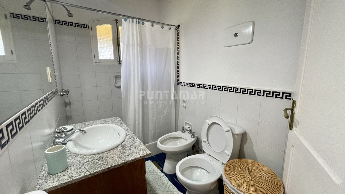 Casa ID.210853 - ALQUILER HERMOSA CASA EN LA BARRA DOS DORMITORIOS
