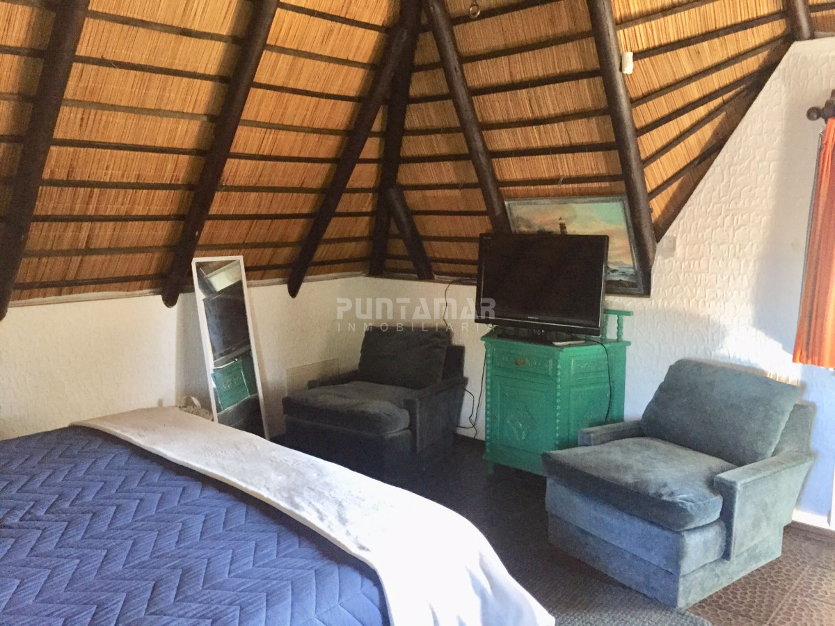 Casa ID.210626 - Casa de 4 dormitorios con piscina en San Rafael
