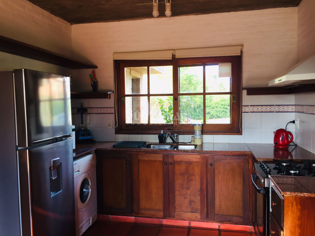 Casa ID.213457 - HERMOSA CASA DE 3 DORMIS A PASOS DEL MAR EN EL CORAZON DE MONTOYA