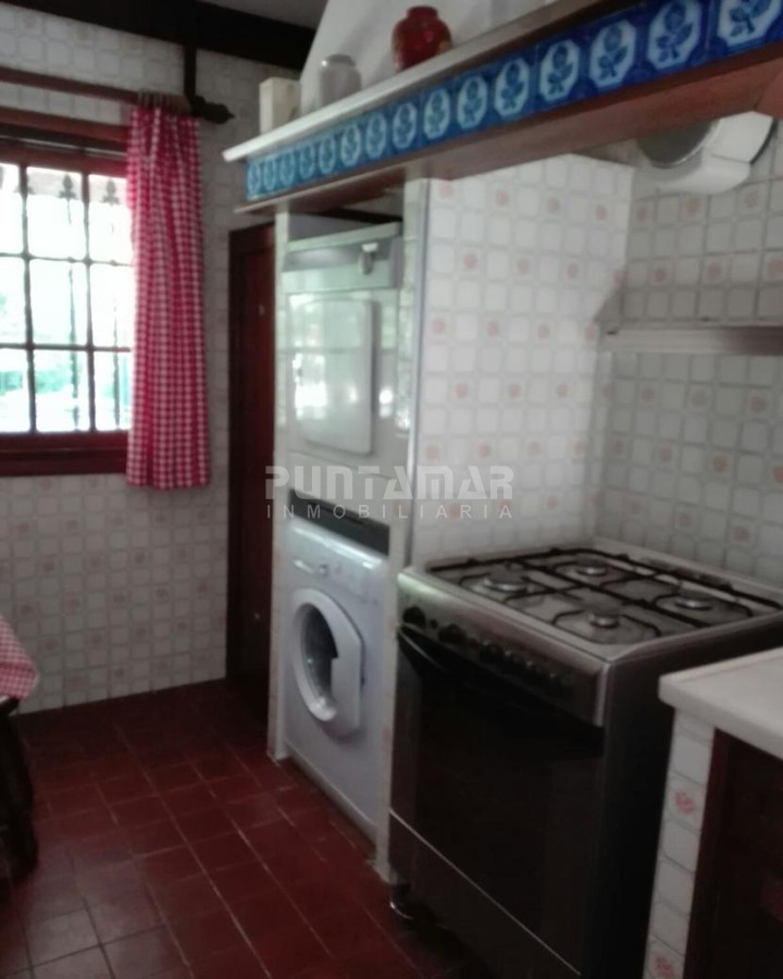Casa ID.212425 - CHALET DE 4 DORMITORIOS EN PARADA 7 DE LA MANSA