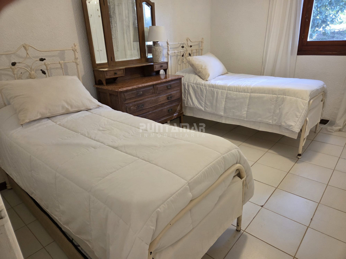 Casa ID.212432 - ALQUILER  CASA DE 3 DORMITORIOS EN SUITE EN SAN RAFAEL CON PISCINA