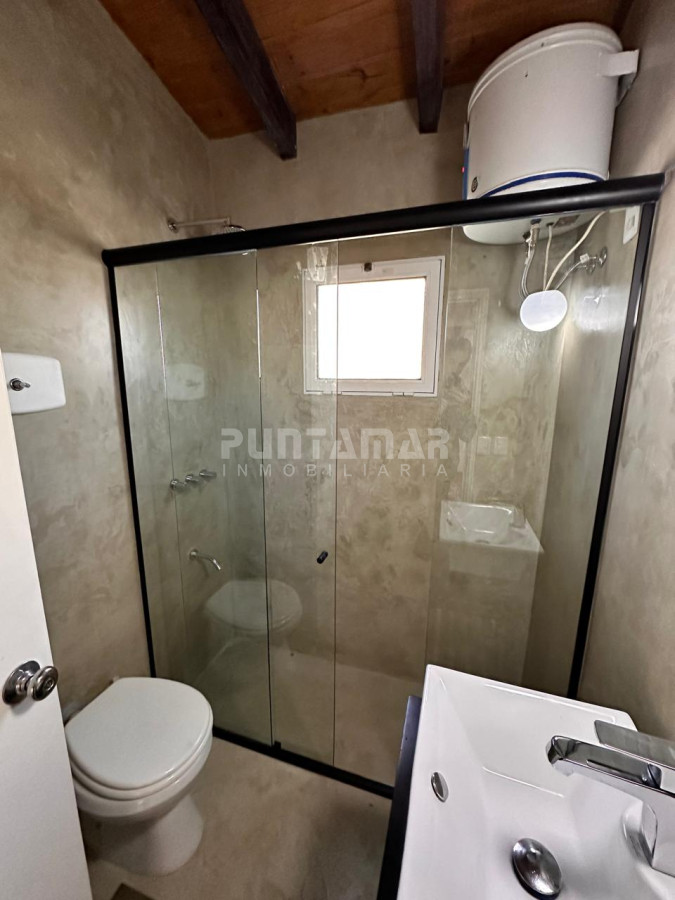 Casa ID.213439 - HERMOSA CASA RECICLADA DE 2 DORMITORIOS EN EL CHORRO 