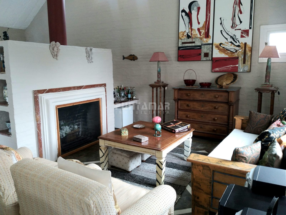 Casa ID.212677 - IMPORTANTE CASA DE 2 PLANTAS EN LA BARRA, MONTOYA