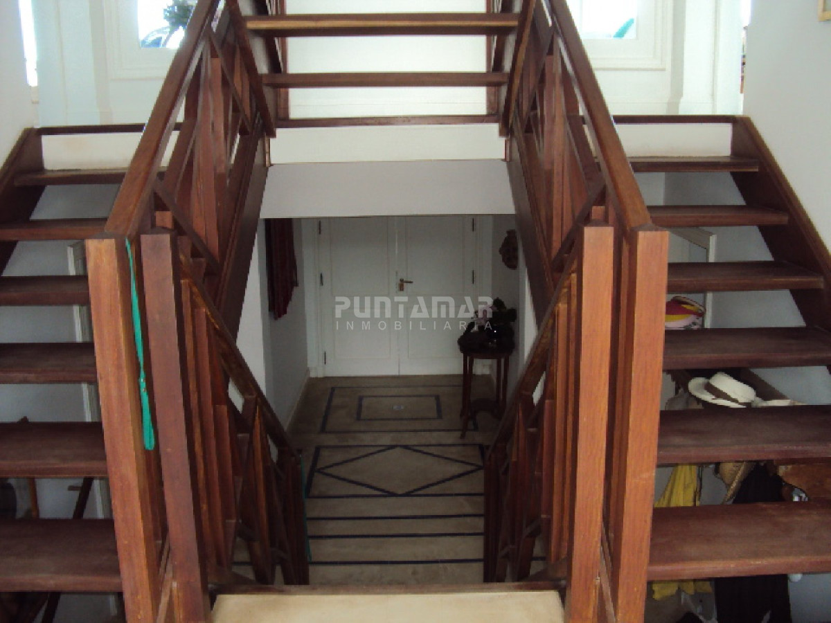 Casa ID.211703 - Casa en Punta Piedras, Manantiales, 4 dormitorios y piscina