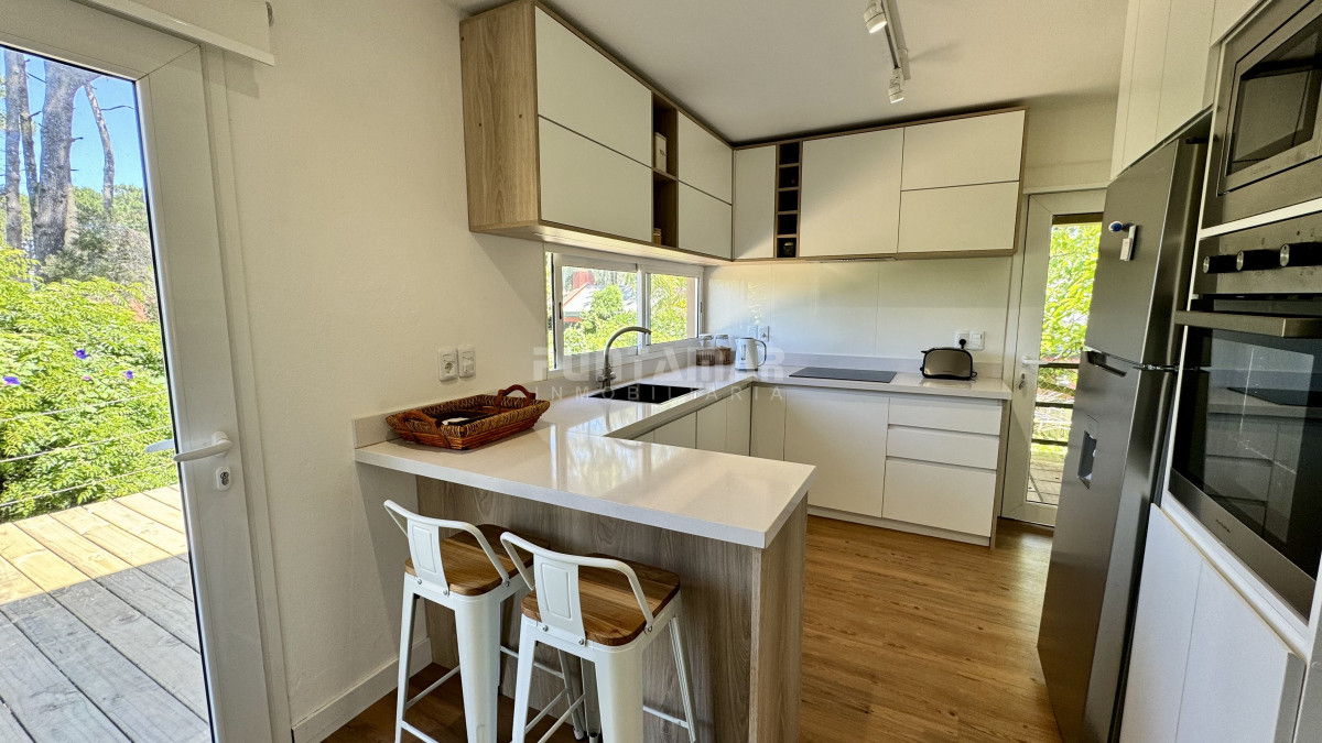 Casa ID.210909 - MUY LINDA CASA EN MONTOYA DE 3 DORMITORIOS Y CASA DE HUESPEDES INDEPENDIENTE 