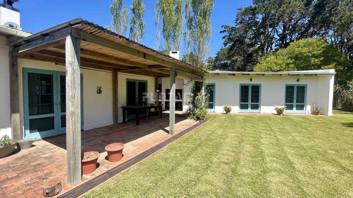 Casa ID.211647 - CASA DE CAMPO 3 DORMITORIOS EN BARRIO CERRADO PUEBLO SAN VICENTE 