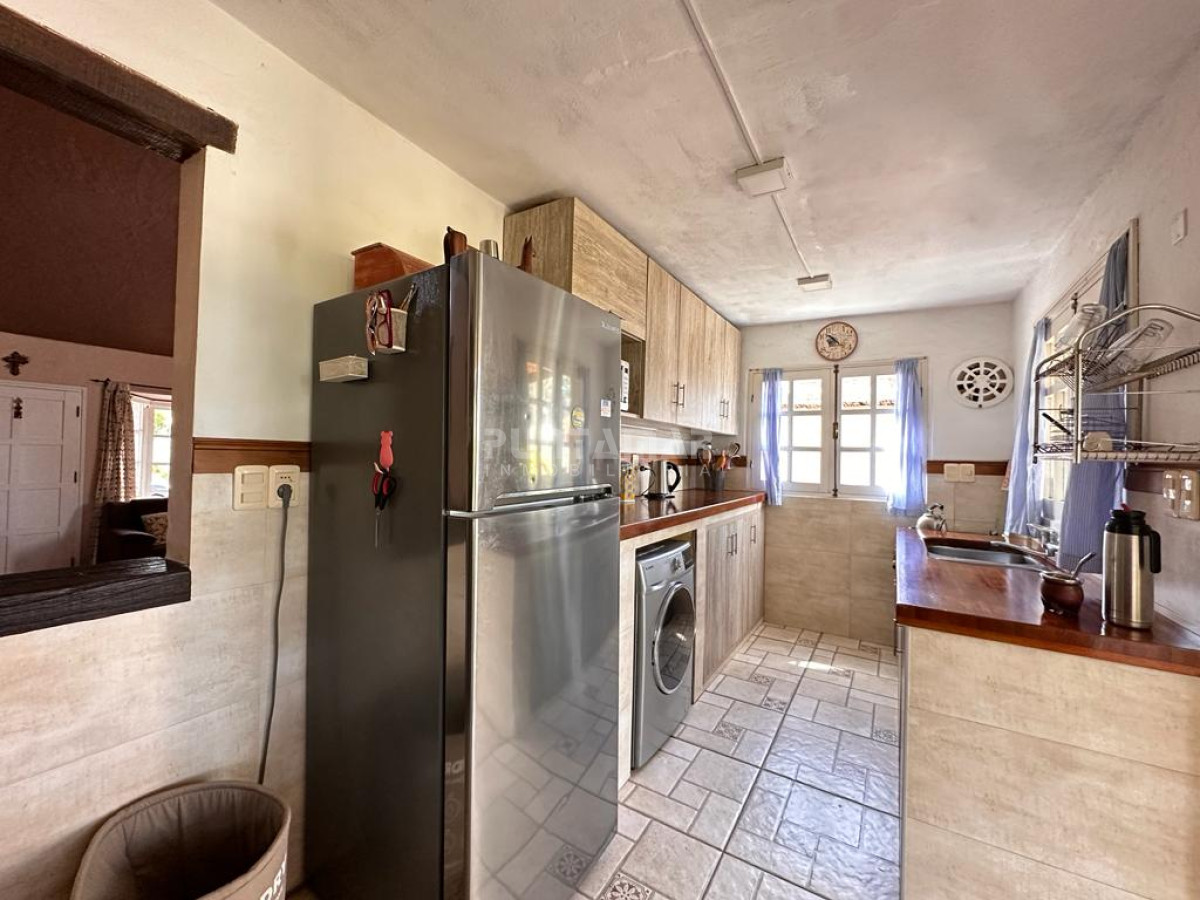 Casa ID.213069 - HERMOSA CASA DE 4 DORMITORIOS EN EL BOSQUE DE MONTOYA 