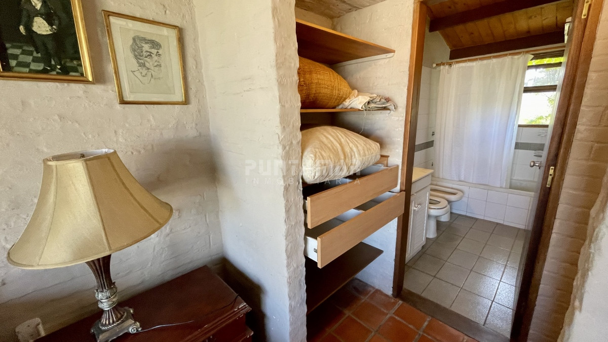 Casa ID.213125 - ALQUILER DE CASA 4 DORMITORIOS EN MONTOYA