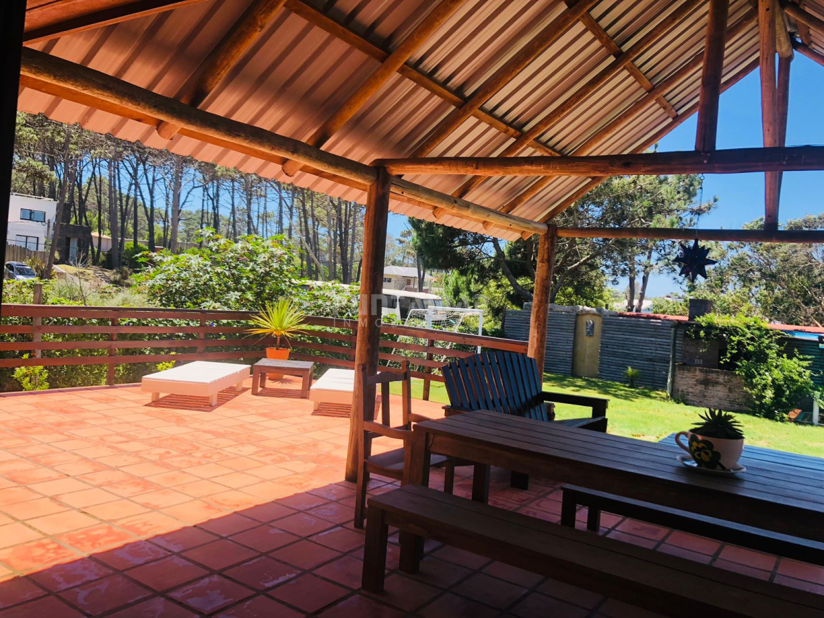 Casa ID.213457 - HERMOSA CASA DE 3 DORMIS A PASOS DEL MAR EN EL CORAZON DE MONTOYA